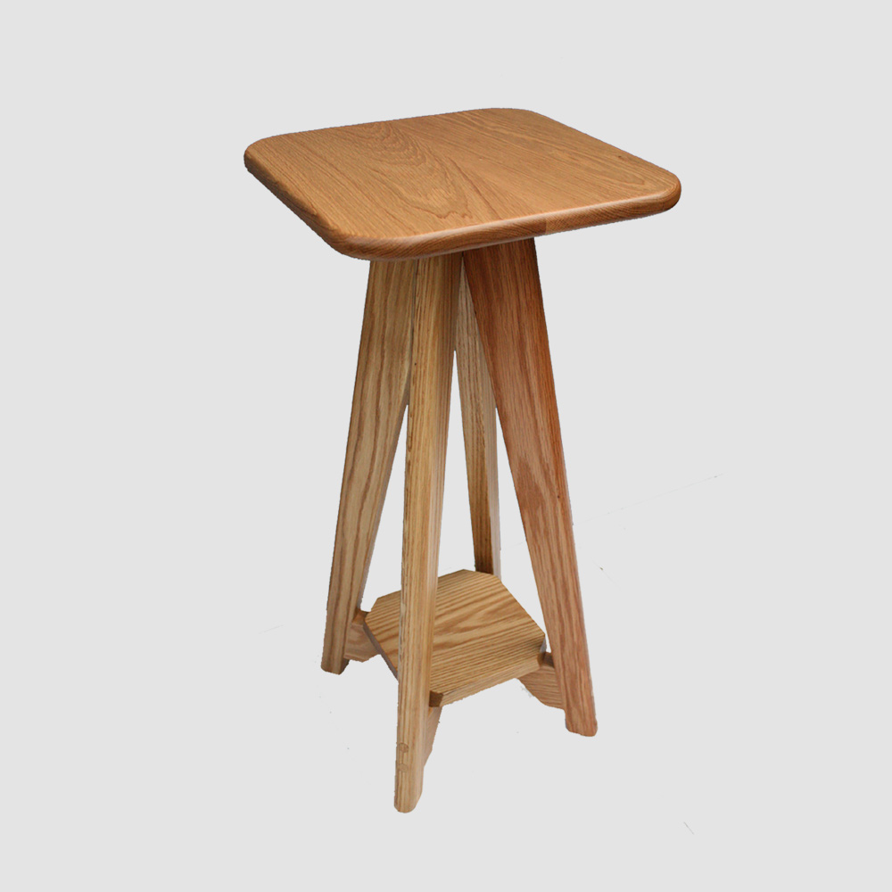 charlie-caffyn-designs-oak-bedside-table